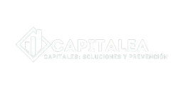 Logotipo oficial de Capitalea Abogados con el lema capitales soluciones y prevención.
